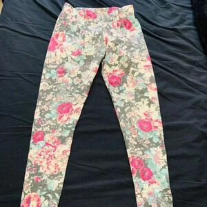 ✅American Eagle Leggings🌟